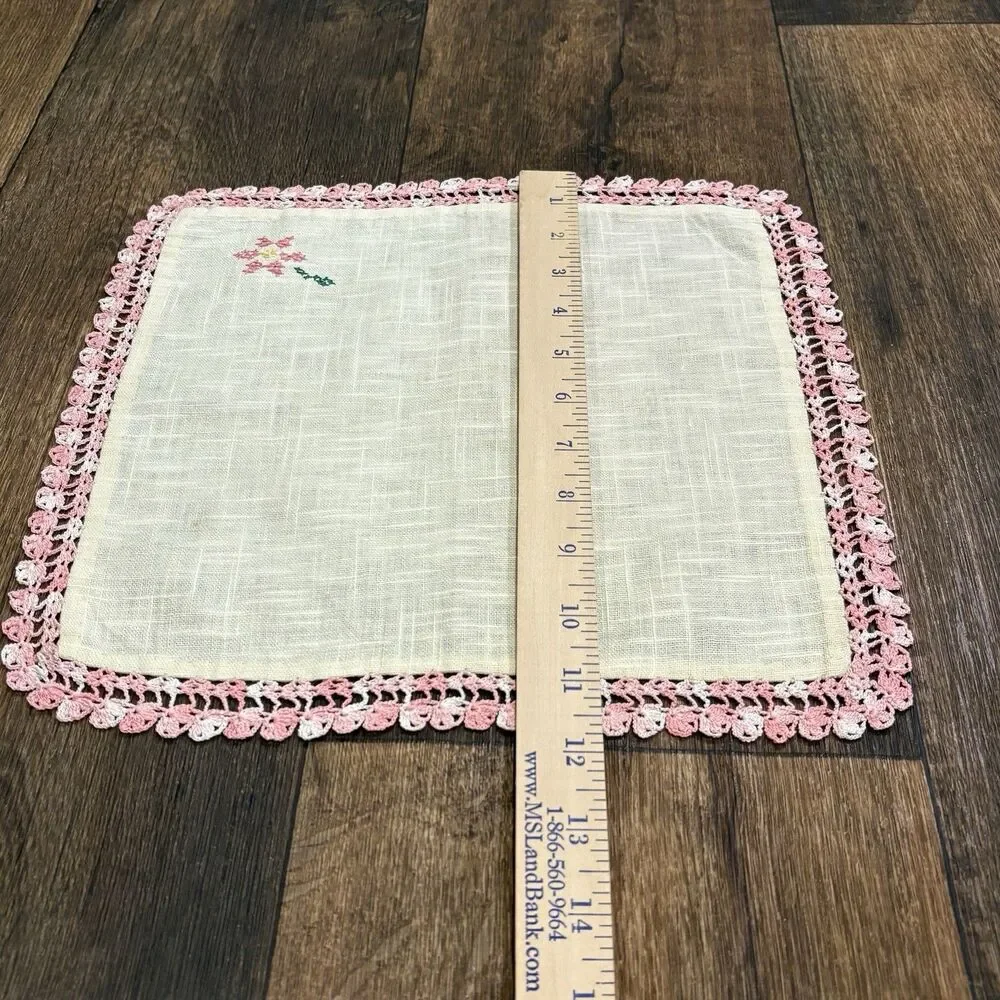 Set of 4 Vintage Handmade Linen Napkins Pink Crochet Trim Embroidered Floral